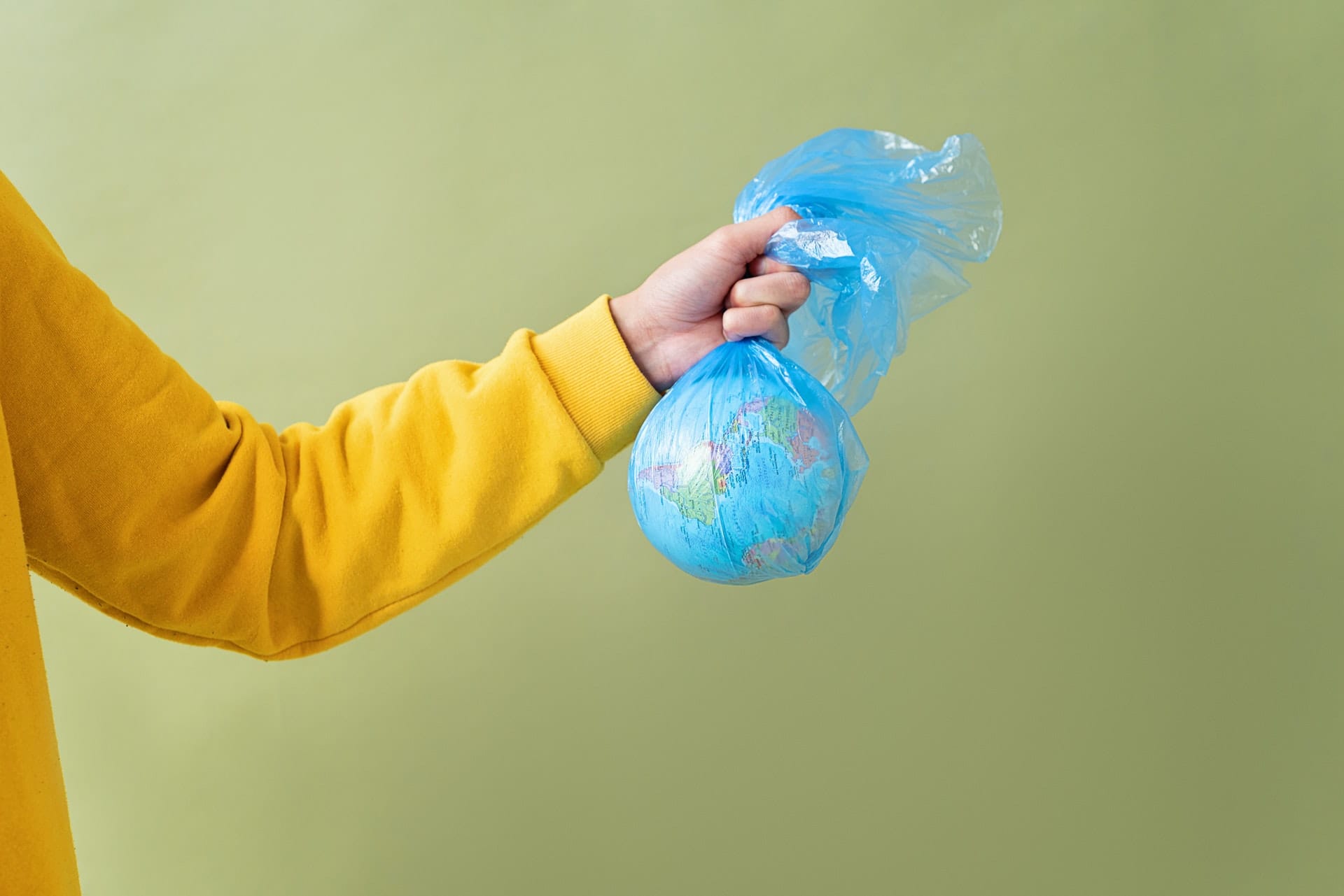 NatGeo teaches kids about plastics